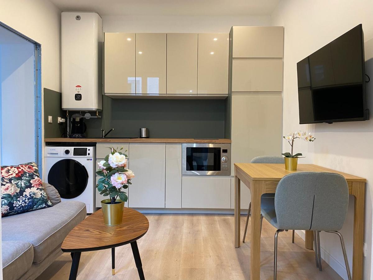 Studio 24M2 Avec Parking Prive - Lycee Roosevelt - Arena - Gare 兰斯 外观 照片