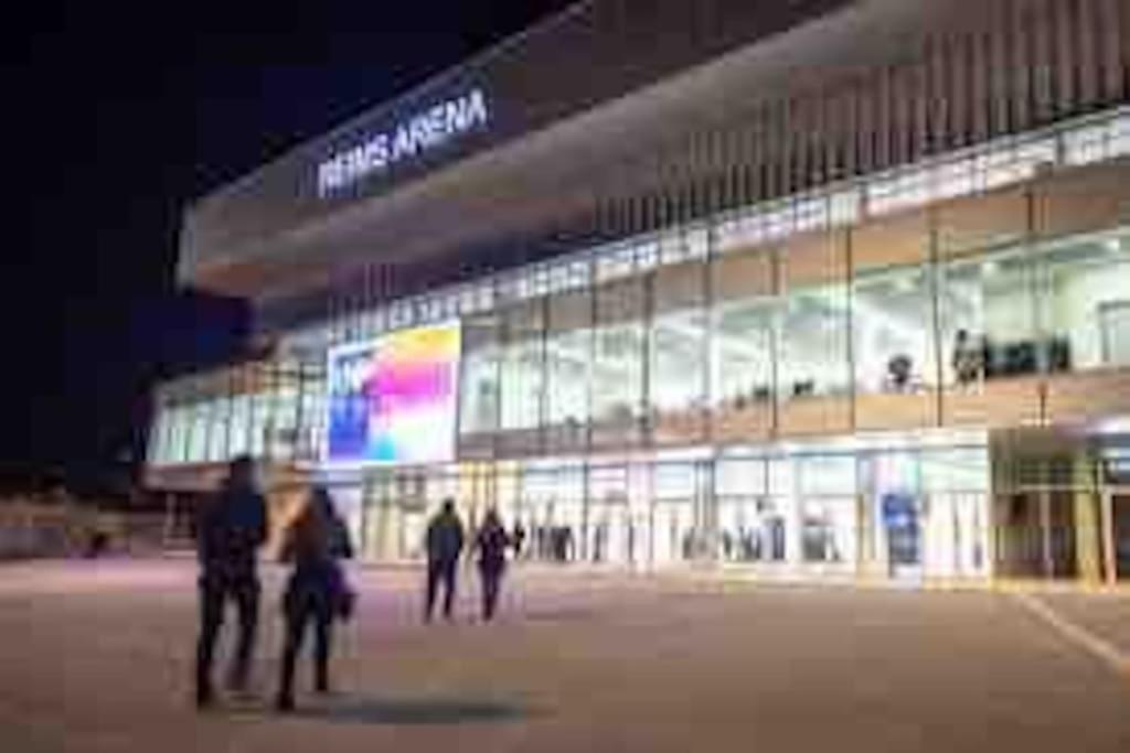 Studio 24M2 Avec Parking Prive - Lycee Roosevelt - Arena - Gare 兰斯 外观 照片